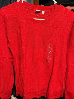 GAP Women's Red Crewneck Sweater